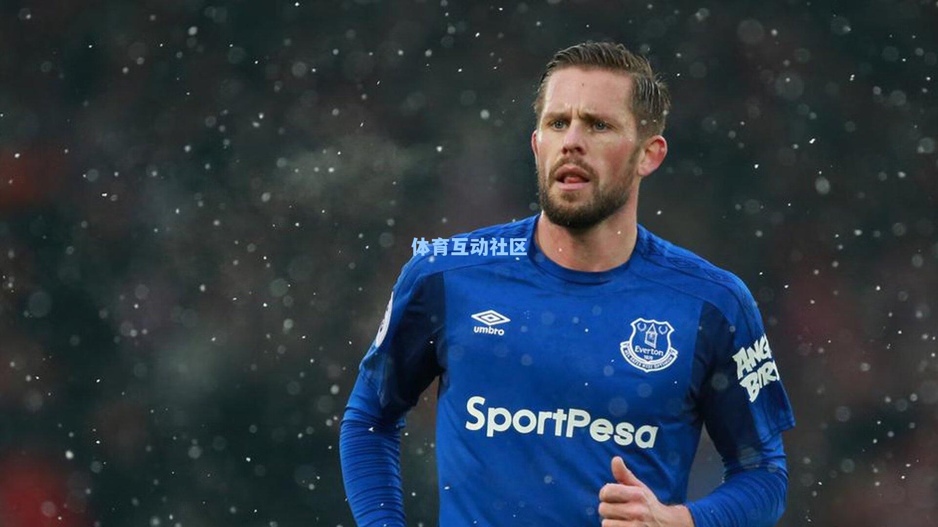 击剑健儿军训淬火 意志如钢剑指巴黎